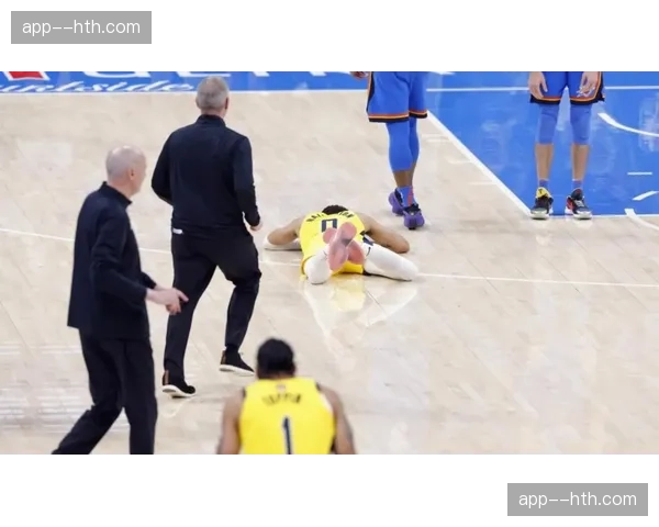 斯特鲁斯三分10投6中贡献24分 骑士射手成客场取胜关键先生